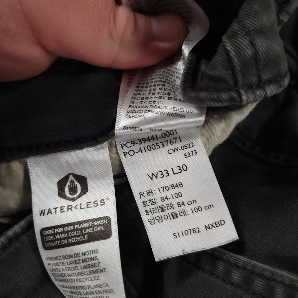 Levi's Men's Cargo Pants Gray Chino XX Standard Taper 5 Pockets 33x30 - Picture 3 of 13